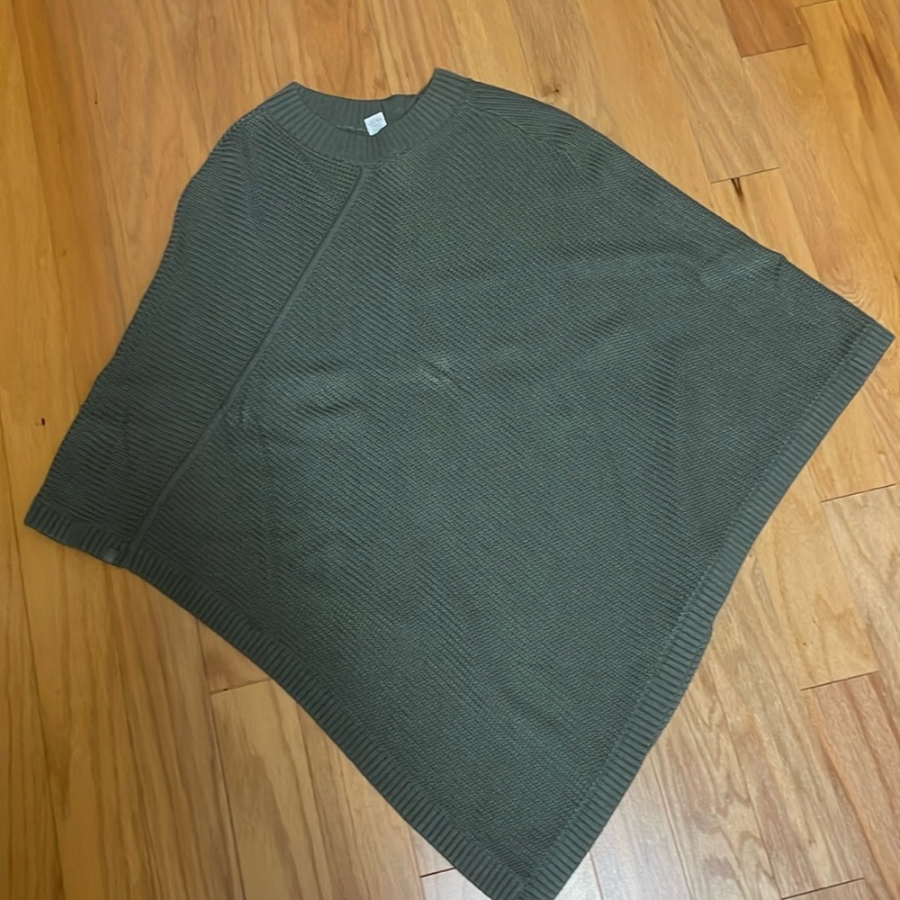 Perfect condition Lululemon poncho